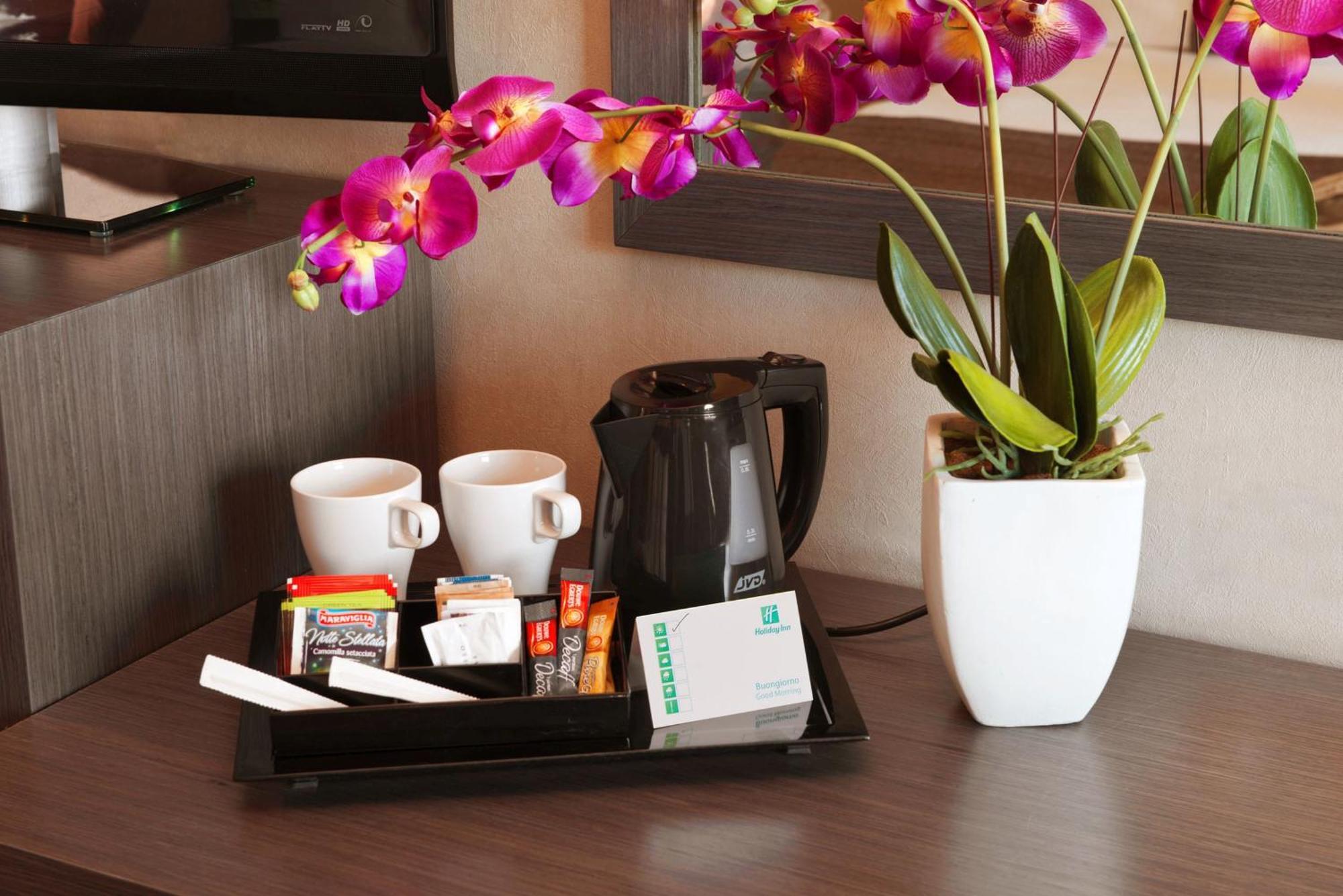 Holiday Inn Rome - Eur Parco Dei Medici By Ihg מראה חיצוני תמונה
